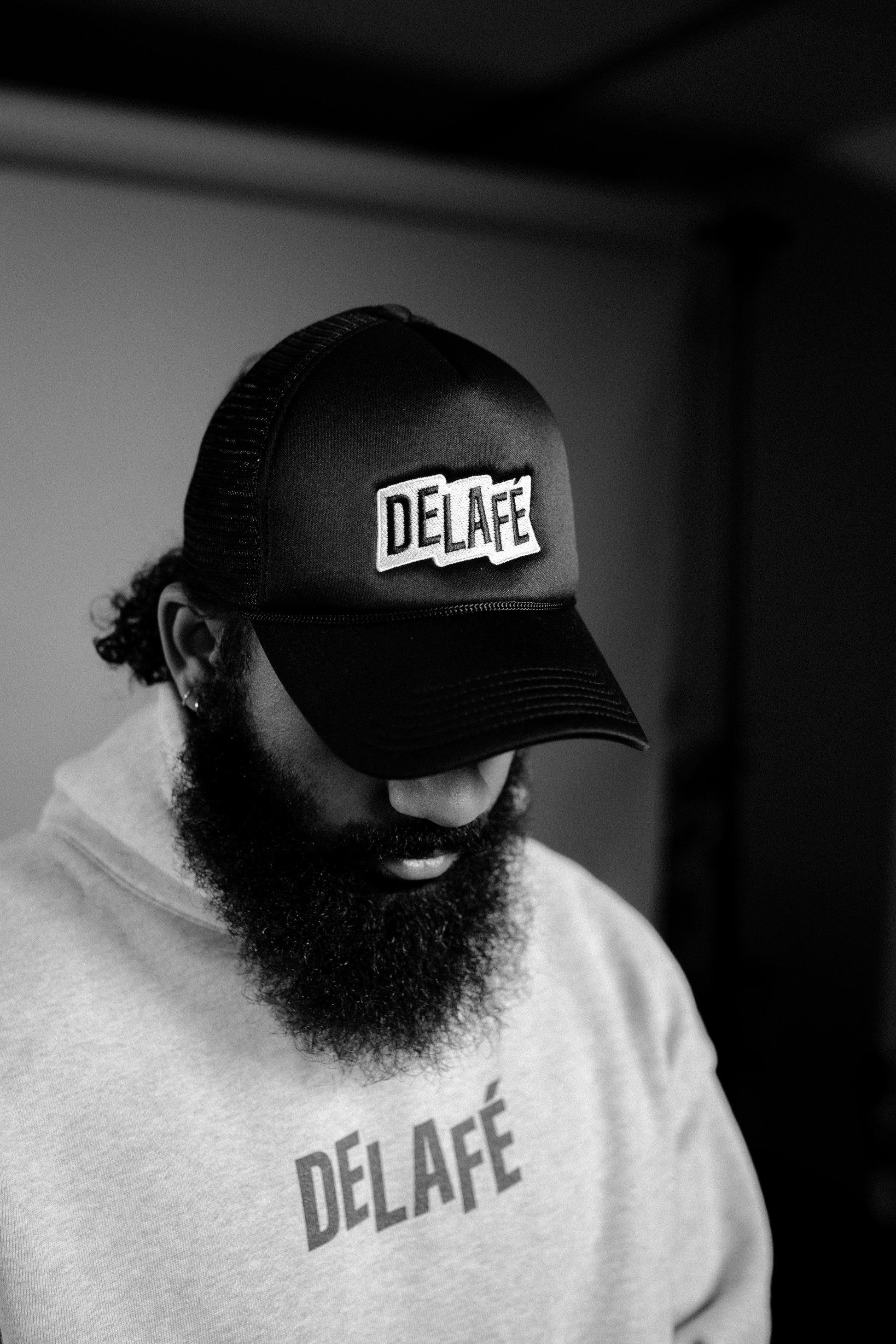 Delafé Trucker Hat (Black)